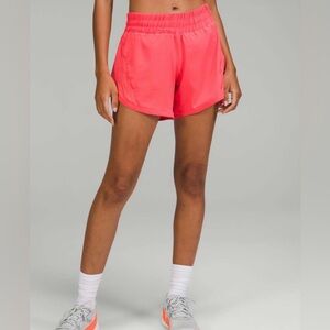 Lululemon Track That Mid-Rise Lined Short 5"
Pale Raspberry - Size 8